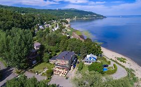 Auberge De La Rive De Charlevoix - Auberge Familiale Pour Voyageurs De Tous Ages